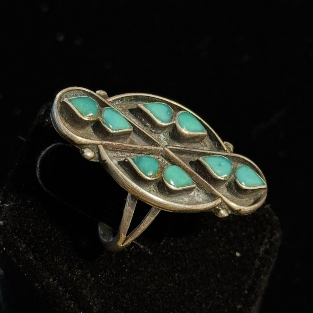 Vintage Native American Turquoise Sterling Silver Ring Size 6.75 - Picture 2 of 4